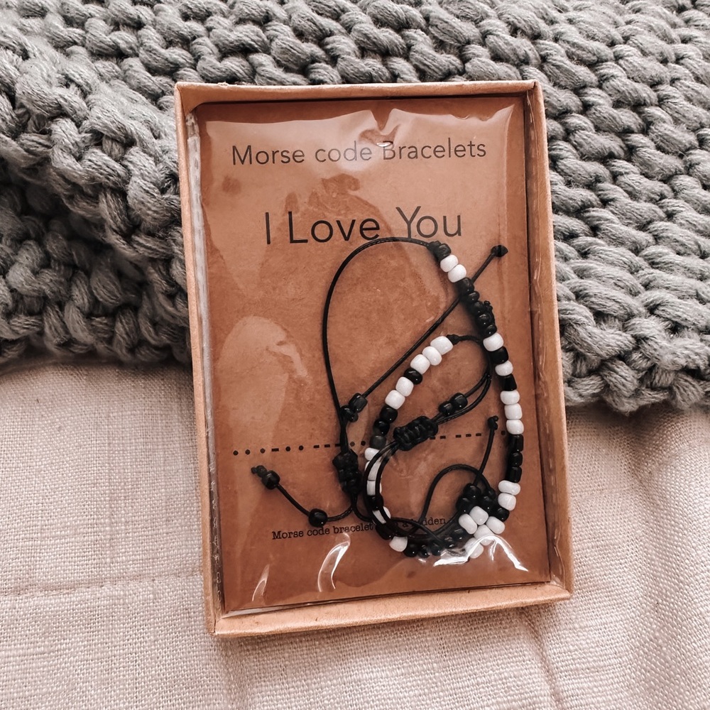 morse code “i love you” beaded bracelet